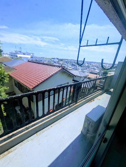 横浜市港南区芹が谷２丁目のマンション