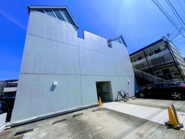 横浜市港南区上永谷１丁目のテラスハウス