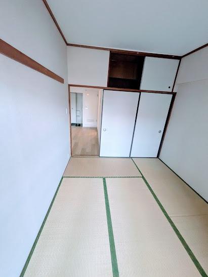 横浜市港南区上大岡西３丁目のマンション