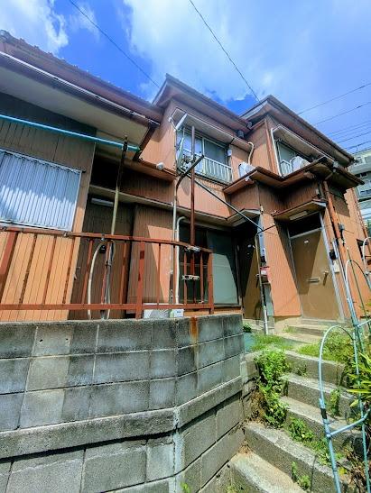 横浜市神奈川区大口仲町のアパート