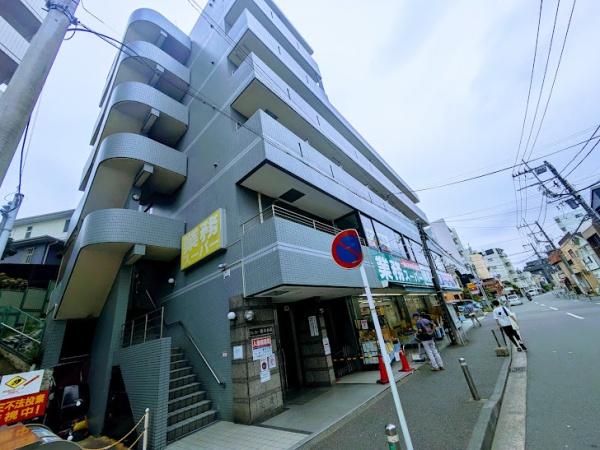 横浜市神奈川区西神奈川３丁目のマンション