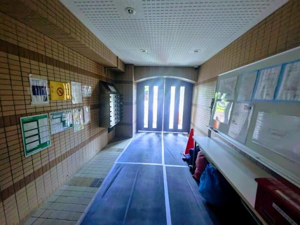 横浜市南区高砂町１丁目のマンション