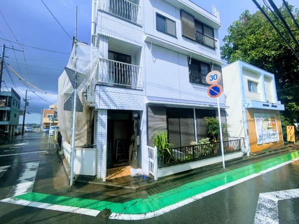 横浜市西区東久保町の貸家