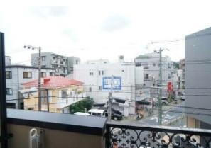 横浜市西区中央２丁目のマンション