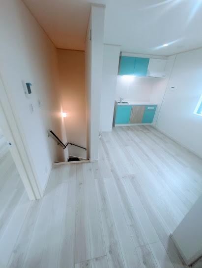 横浜市神奈川区三ツ沢下町のテラスハウス