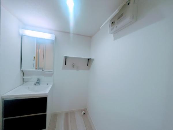 横浜市神奈川区三ツ沢下町のテラスハウス