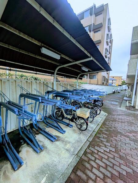 横浜市神奈川区片倉４丁目のマンション