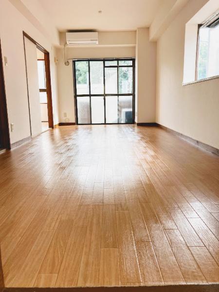 横浜市南区六ツ川１丁目のマンション