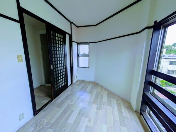 横浜市中区初音町３丁目のテラスハウス