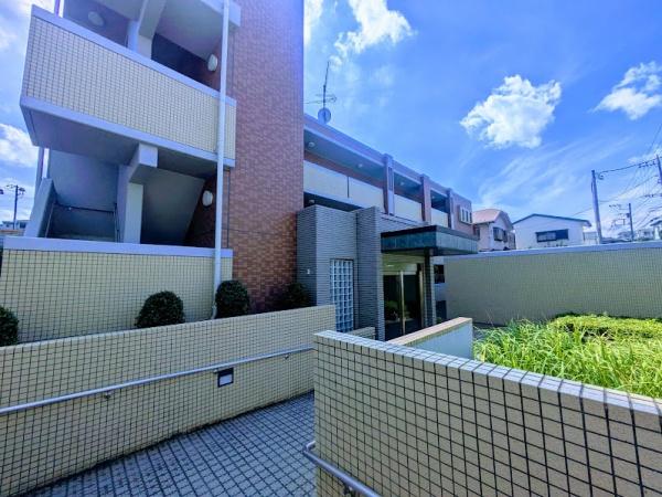 横浜市神奈川区三ツ沢中町のマンション