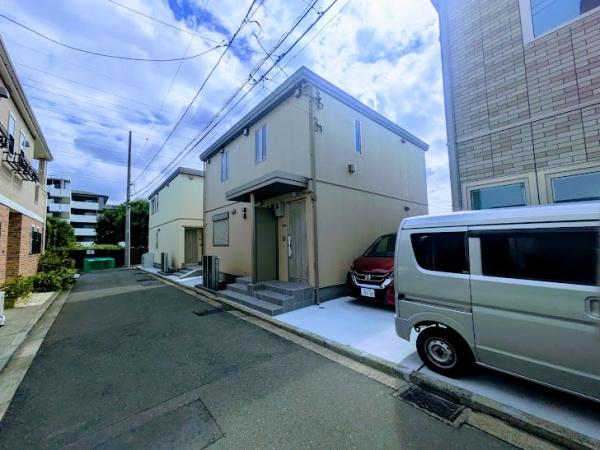 横浜市神奈川区六角橋６丁目のアパート