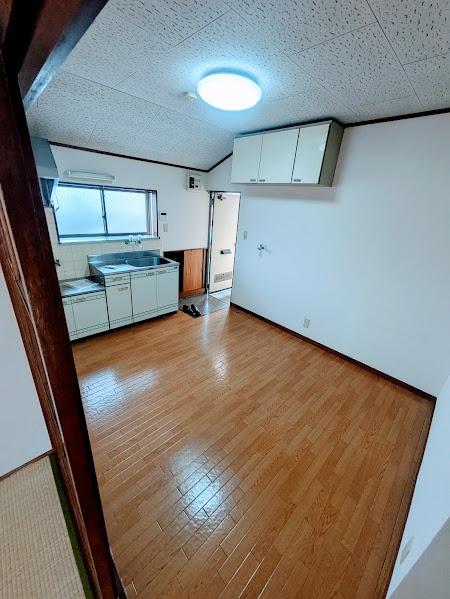 横浜市保土ケ谷区東川島町のアパート