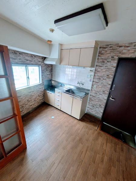 横浜市西区南浅間町のマンション