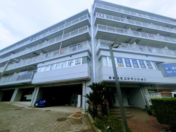 横浜市神奈川区片倉４丁目のマンション