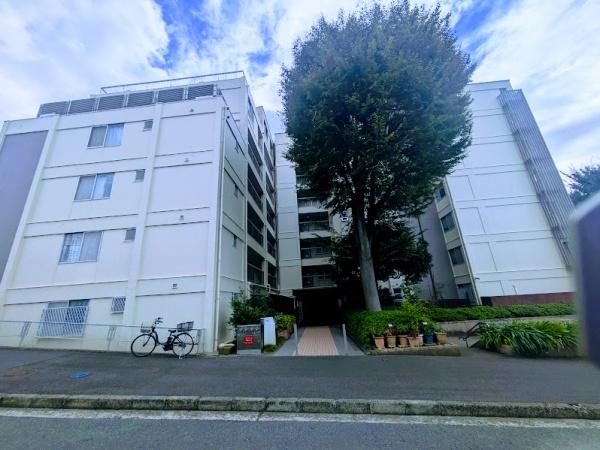 横浜市神奈川区西大口のマンション