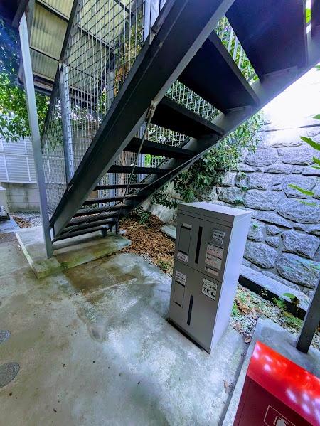 横浜市神奈川区三ツ沢下町のアパート