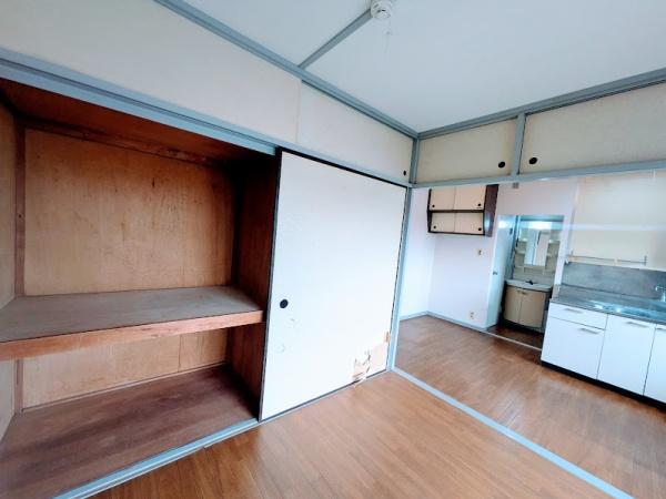 横浜市神奈川区菅田町のマンション