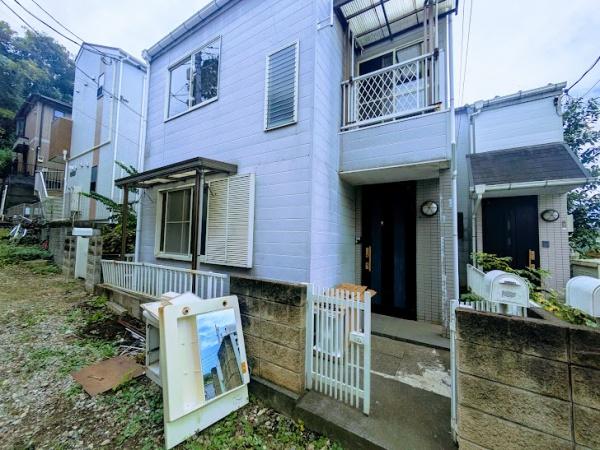 横浜市神奈川区神之木台の貸家(エントランス)