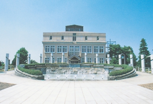 横浜市保土ケ谷区川島町のテラスハウス(横浜水道記念館)