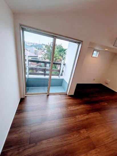 横浜市保土ケ谷区川島町のテラスハウス(バルコニー)