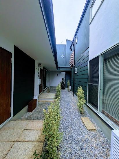 横浜市保土ケ谷区川島町のテラスハウス(エントランス)