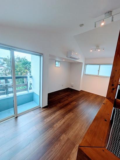 横浜市保土ケ谷区川島町のテラスハウス(リビング)