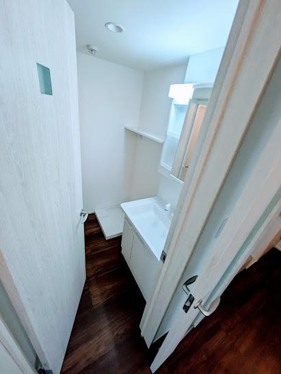 横浜市保土ケ谷区川島町のテラスハウス(洗面台・洗面所)