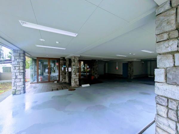 SRコート(エントランス)