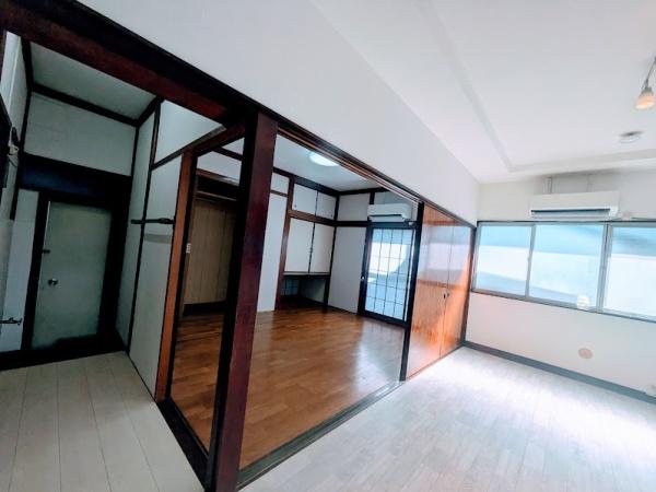 横浜市西区久保町の貸家