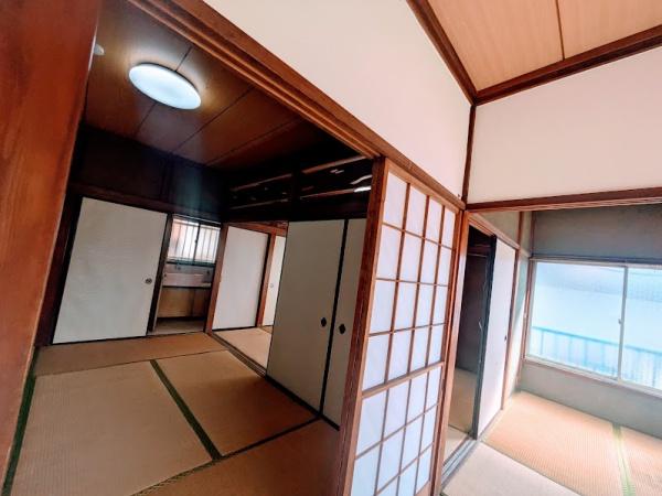 横浜市西区久保町の貸家