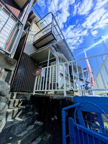 横浜市西区久保町の貸家