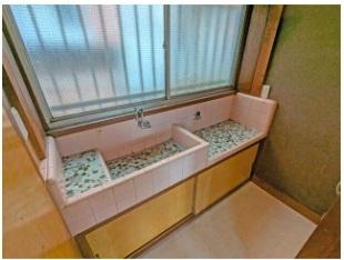 横浜市西区久保町の貸家