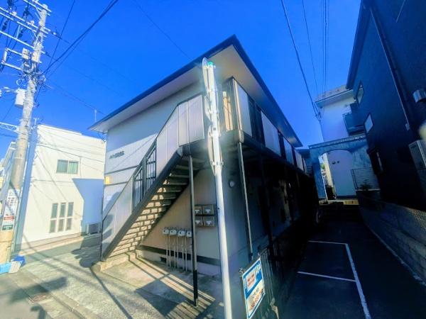 横浜市神奈川区白幡仲町のアパート