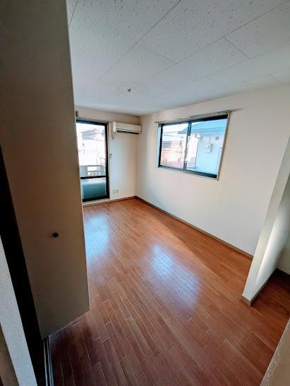 横浜市神奈川区白幡仲町のアパート