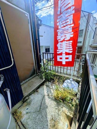 横浜市西区久保町の貸家