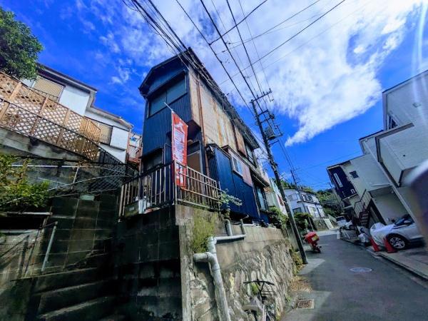 横浜市西区久保町の貸家