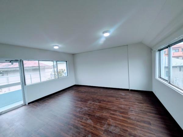 横浜市戸塚区戸塚町の貸家