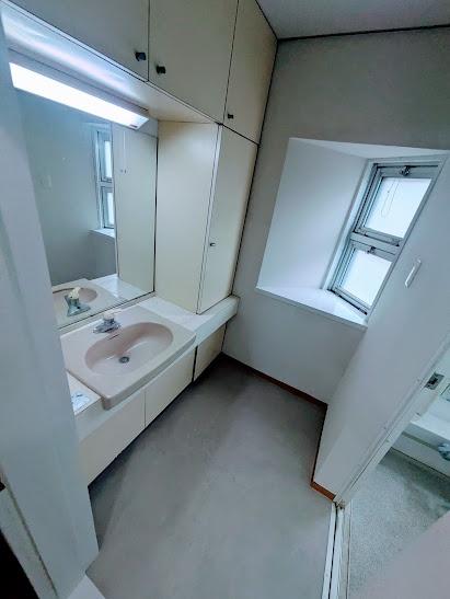 横浜市戸塚区戸塚町の貸家