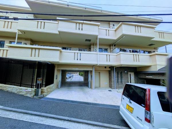 横浜市神奈川区松ケ丘のマンション