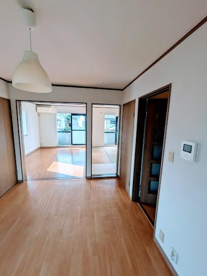 横浜市神奈川区三ツ沢東町のマンション