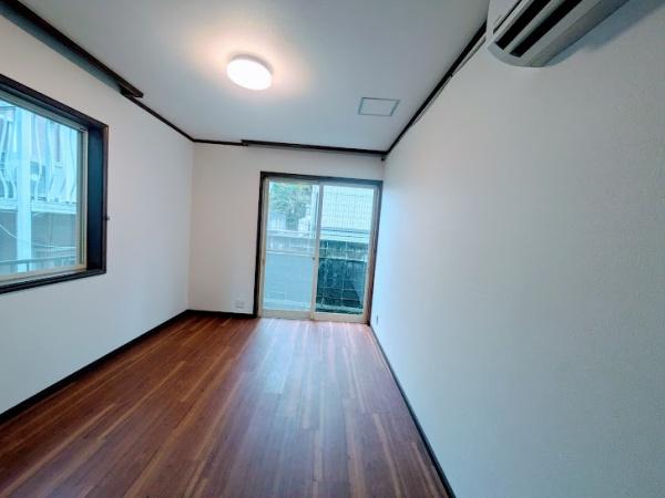 横浜市保土ケ谷区桜ケ丘１丁目のテラスハウス