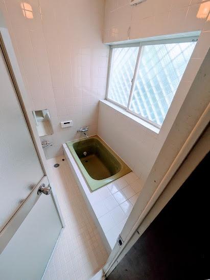 横浜市保土ケ谷区桜ケ丘１丁目のテラスハウス