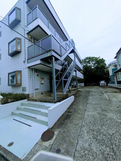 横浜市南区別所４丁目のマンション