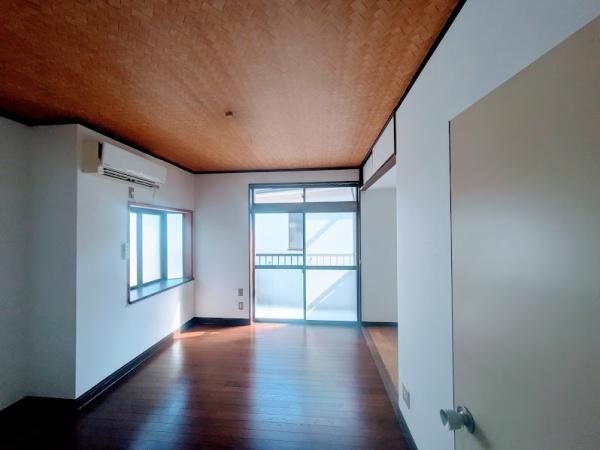 横浜市南区堀ノ内町２丁目のアパート