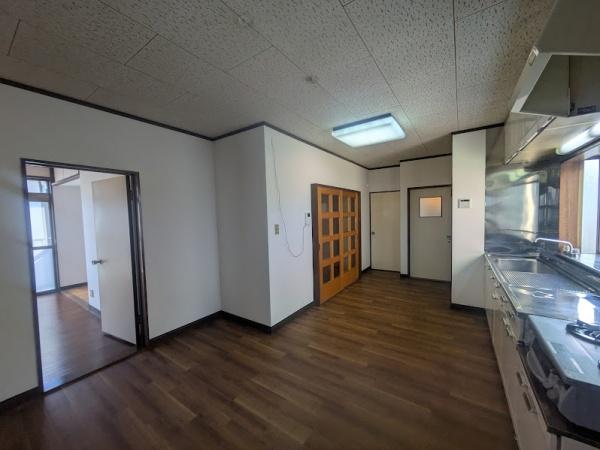 横浜市南区堀ノ内町２丁目のアパート