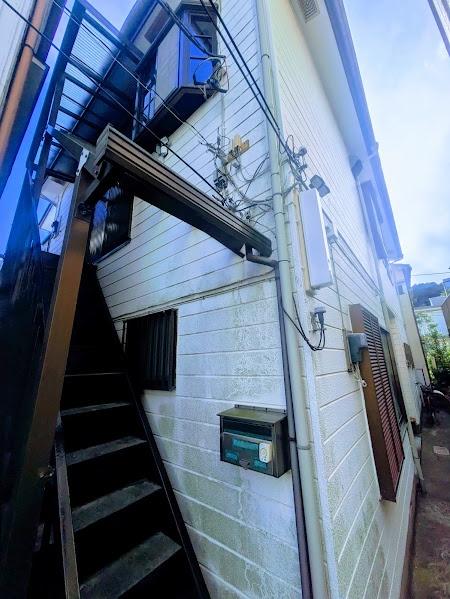 横浜市南区堀ノ内町２丁目のアパート