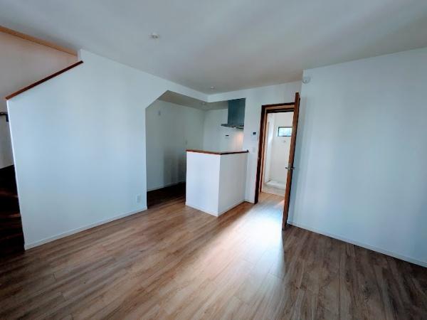 横浜市西区中央２丁目のテラスハウス