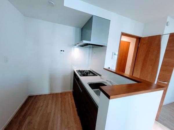 横浜市西区中央２丁目のテラスハウス