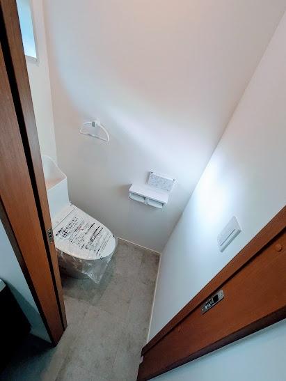 横浜市西区中央２丁目のテラスハウス