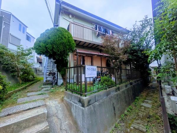 ファミーユ彩霞